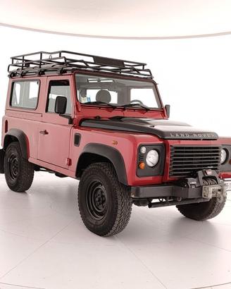 Land Rover Defender 90 2.2 TD4 Soft top N1