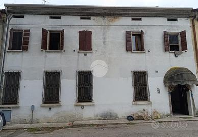 CASA INDIPENDENTE A BAGNOLO SAN VITO