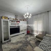 Trilocale al piano rialzato con garage