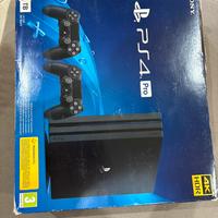 Ps4pro+giochi+4 joystick+accessori (da sistemare)