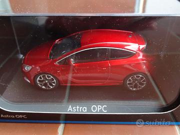 Opel Astra J GTC OPC 1/43 Ufficiale Opc NUOVO!