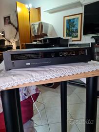 Preamplificatore/telecomando Sansui