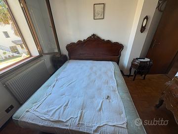 Testa letto con rete e armadio