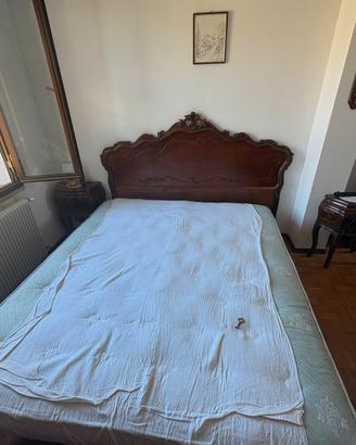 Testa letto con rete e armadio