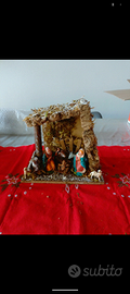Capanna presepe con natività