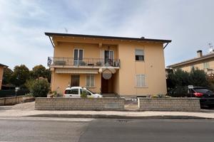 CASA SEMINDIPENDENTE A BASTIA UMBRA