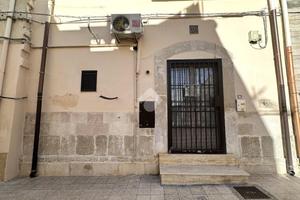 CASA INDIPENDENTE A CANOSA DI PUGLIA