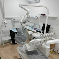 Stock Attrezzature Odontoiatriche Professionali