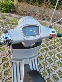 Vespa GTS 300 SUPERTECH 