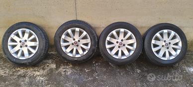 Cerchi Fiat e gomme Bridgestone