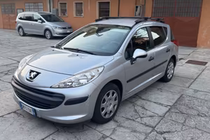 Peugeot 207 1.4 8V 75CV 5p. NO ARIA CONDIZIONATA