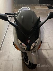 Yamaha tmax