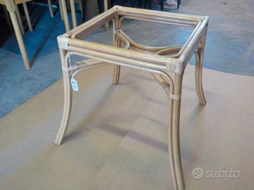 Strutture in bamboo per tavoli
