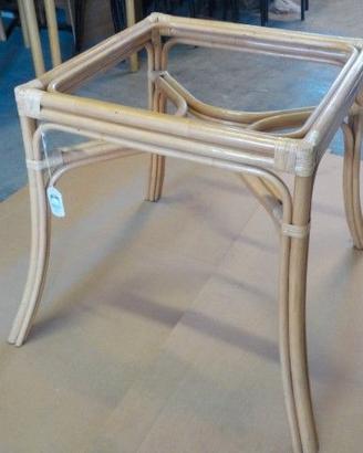 Sette Strutture in bamboo per tavoli
