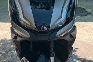 Honda Adv 350