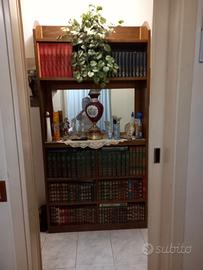 Libreria in legno artigianale