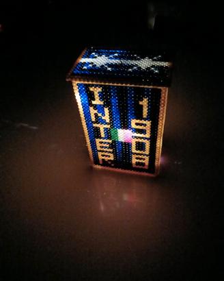 Lampada INTER con tubetti in plastica pyssla