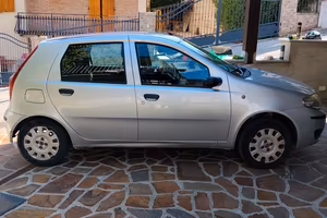 fiat punto 1.2 benzina anno 2009