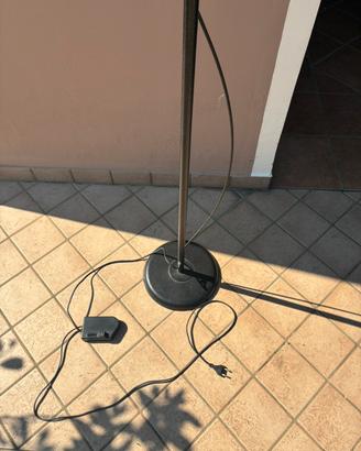 Lampada a stelo dimerabile