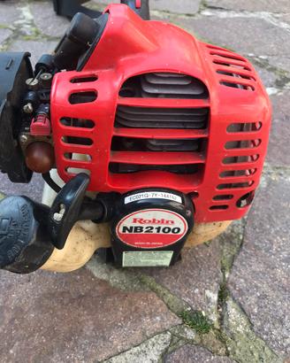 ATTREZZATURA DA GIARDINO