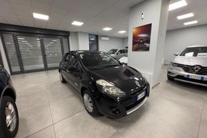 Renault Clio 1.5 dCi 75CV anno 2011 neopatentati