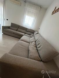 Divano angolare poltrone e sofa’