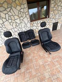 sedili completi di selleria della CLK W209 neri