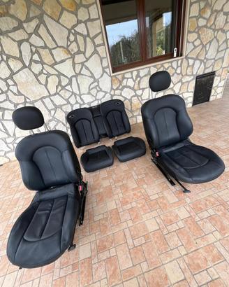 sedili completi della CLK W209 neri e altro