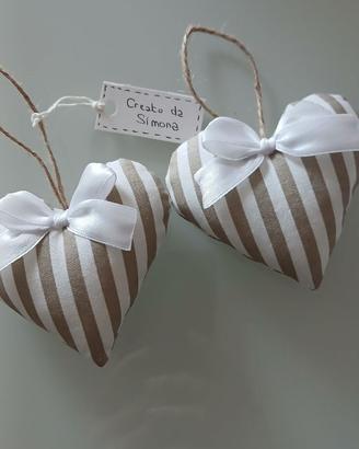 Cuori a righe beige 2 decorazioni shabby