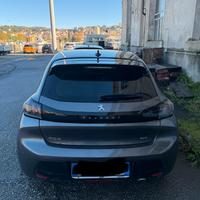 Peugeot 208 GT 1.5 BlueHDI 2022
