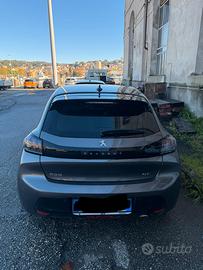 Peugeot 208 GT 1.5 BlueHDI 2022