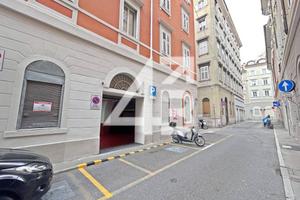 AUTORIMESSA - 86M² - VIA MAIOLICA 14B, TRIESTE