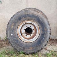 Ruote 14.00 R 20 per carri agricoli e botti