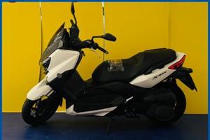 YAMAHA X-Max 250 Finanziabile - Bianco - 16100