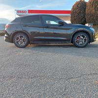 Alfa Romeo Stelvio 160cv rosso edizione autocarro