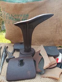 Attrezzi del ciabattino vintage 