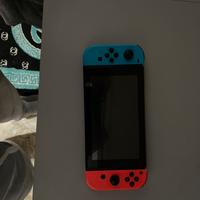 Nintendo switch leggermente usata