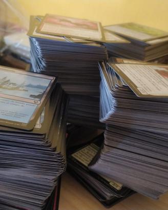 Lotto di 2kg di carte comuni/non comuni Mix MTG