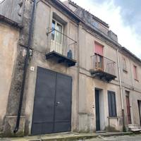 Grande casa nel cuore di Cittanova con box auto