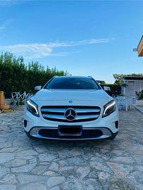 Mercedes gla 2000
