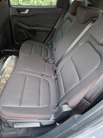 Ford kuga 1.5 td 92000 km anno 2022