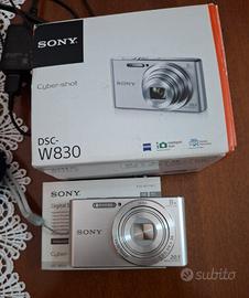 fotocamera digitale 20,1 mpx sony dsc W 830  
