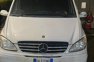 Mercedes vito extra longe