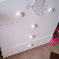 fasciatoio ,culla con materasso, bicicletta 