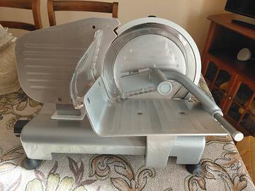 affettatrice elettrica 