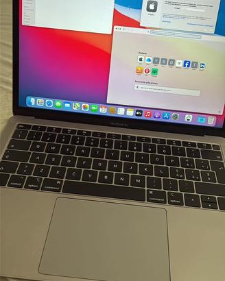 MacBook Air 13" (2018) – Intel i5 / 8GB RAM