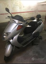 Moto HONDA FORESIGHT  250 cc.
