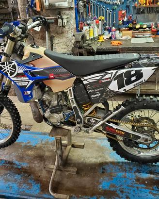 Plastiche Revolution Racetech YZ