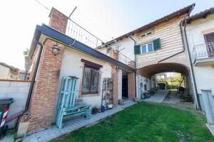 CASA SEMINDIPENDENTE A CAMINO