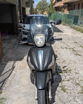 Piaggio Beverly 300 - 2016